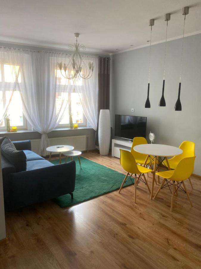 Apartament Jednosci เจโลนากูรา ภายนอก รูปภาพ